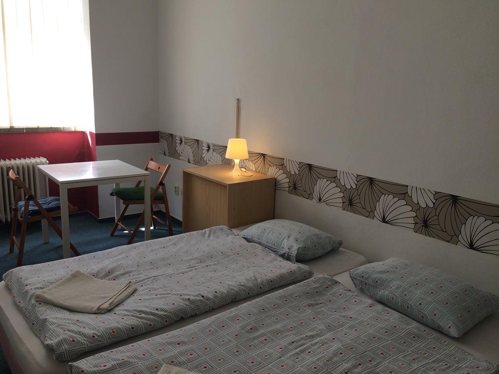 Charles Square Hostel Πράγα Εξωτερικό φωτογραφία