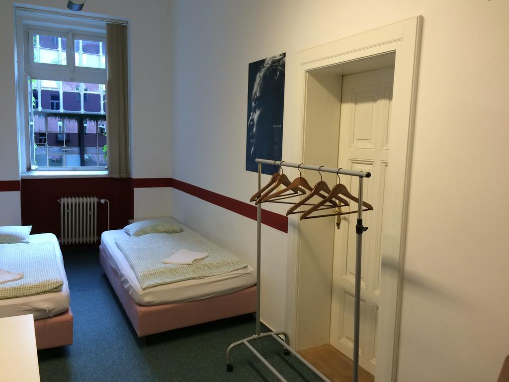 Charles Square Hostel Πράγα Εξωτερικό φωτογραφία