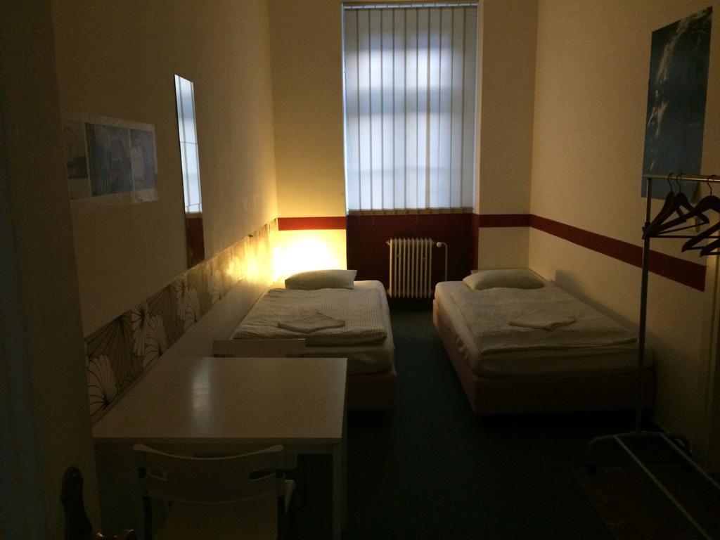 Charles Square Hostel Πράγα Εξωτερικό φωτογραφία