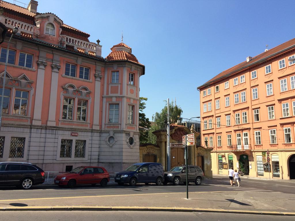 Charles Square Hostel Πράγα Εξωτερικό φωτογραφία